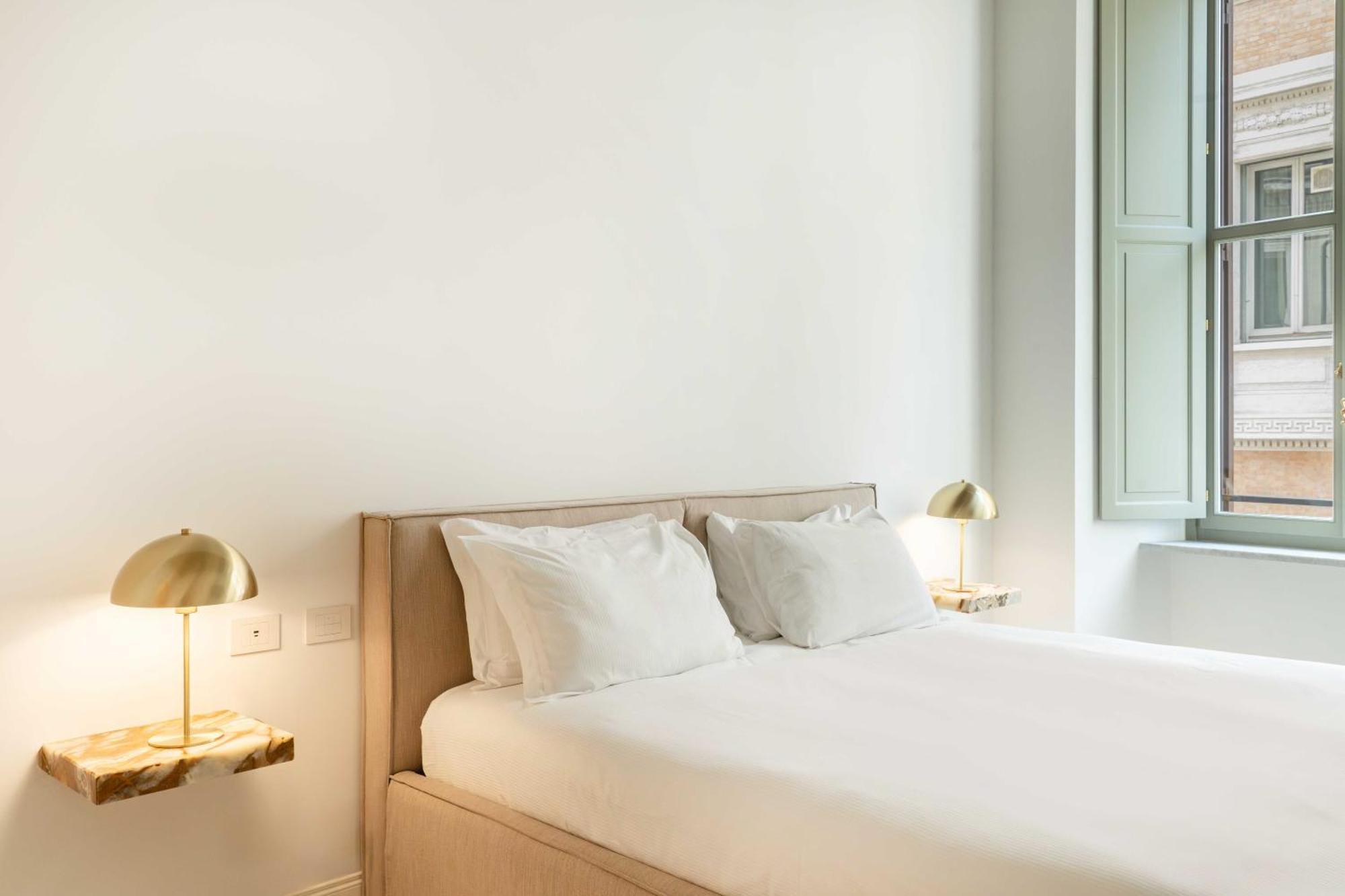 Apartment Palazzo Raggi Luxury Rom
