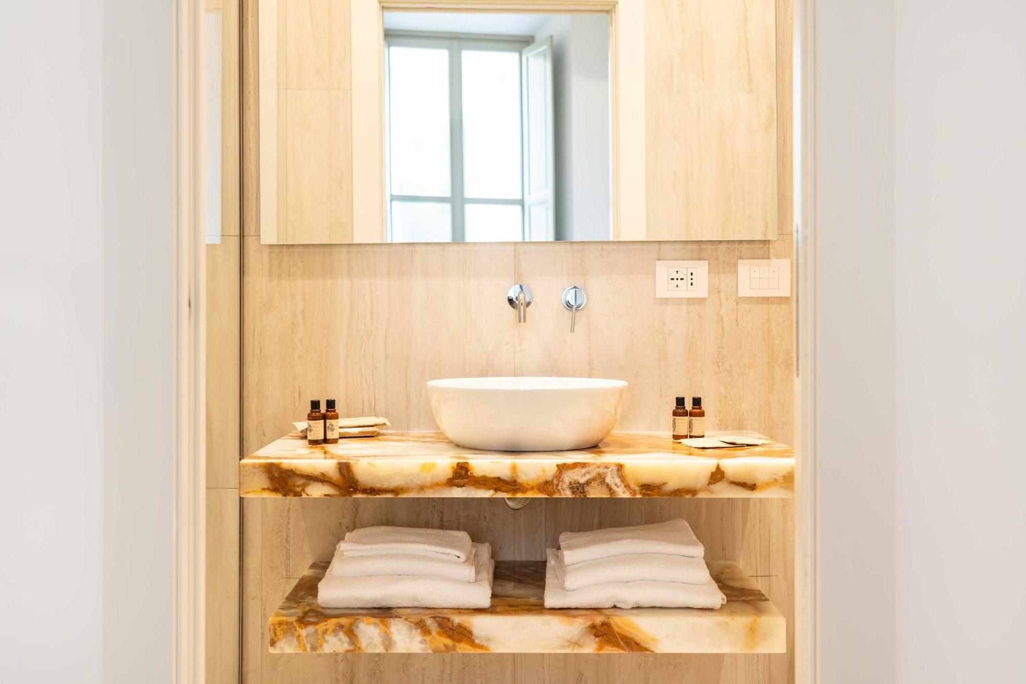 Apartment Palazzo Raggi Luxury *